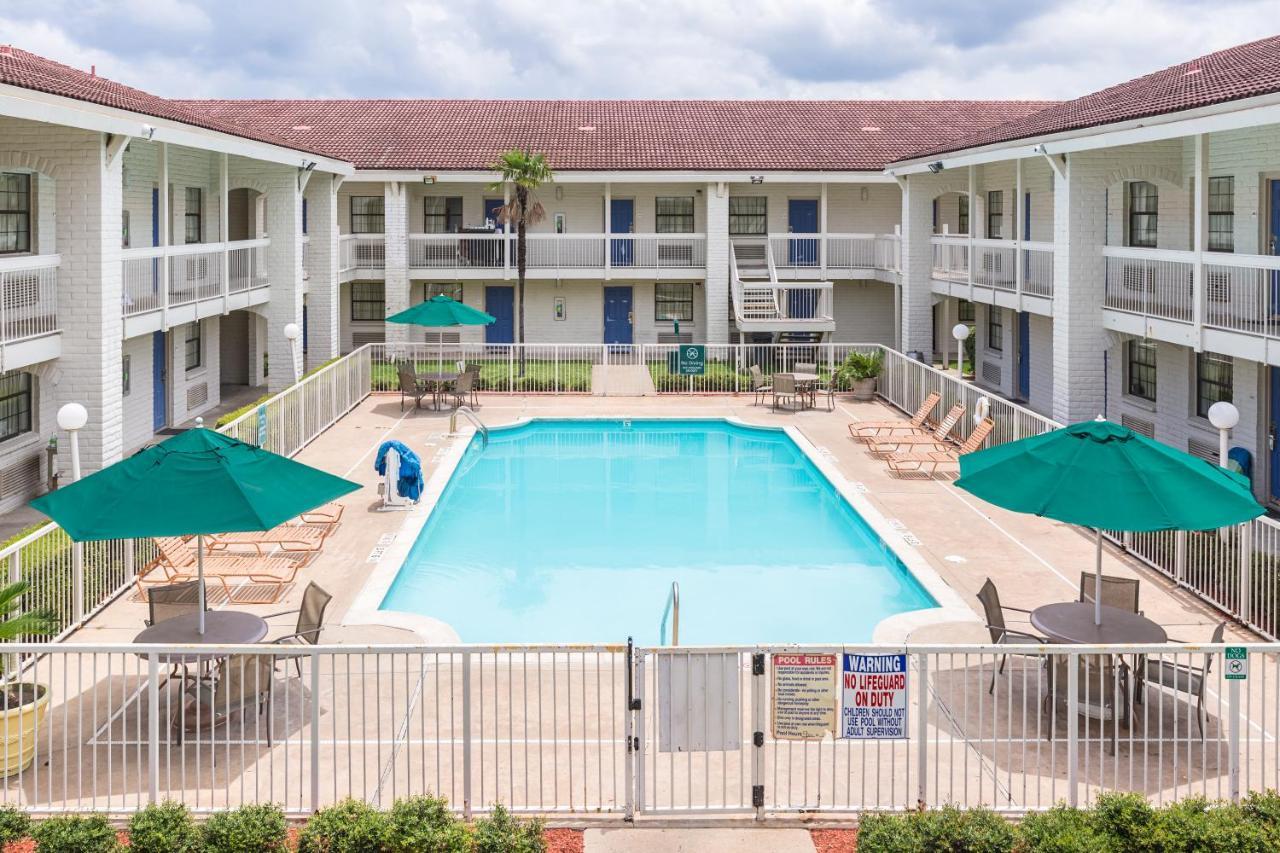 Studio 6 Baytown, Tx - Garth Road Exterior photo